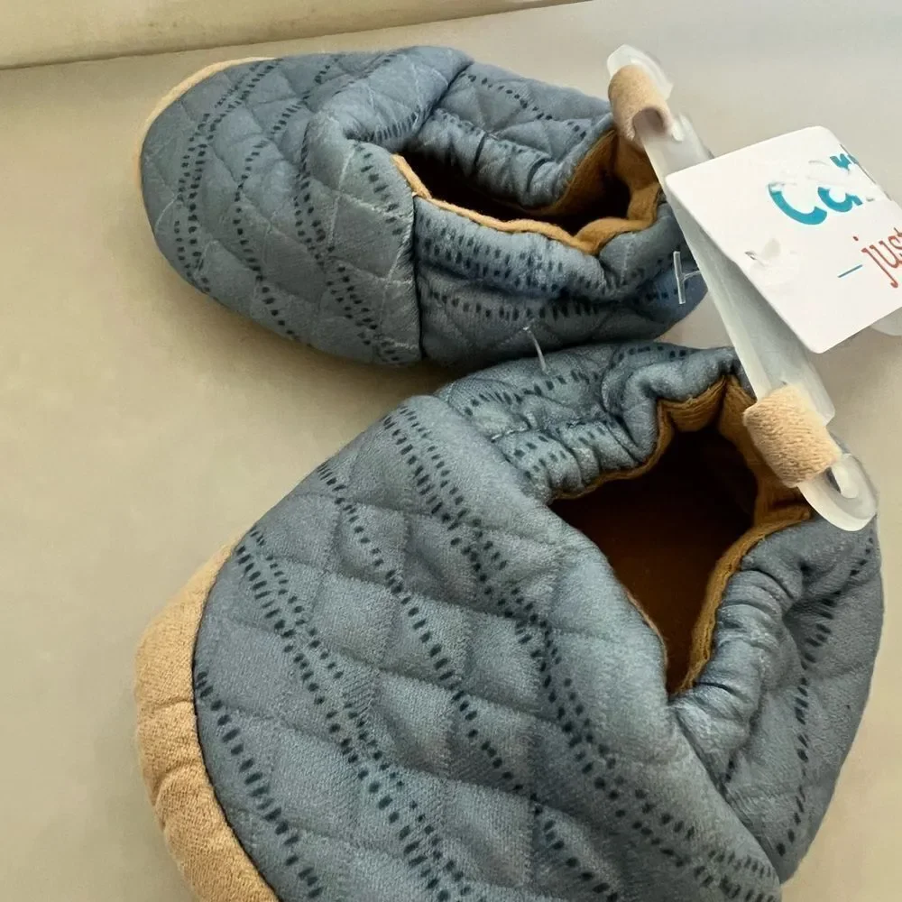 Baby boy quilted blue shoes 0-3 months